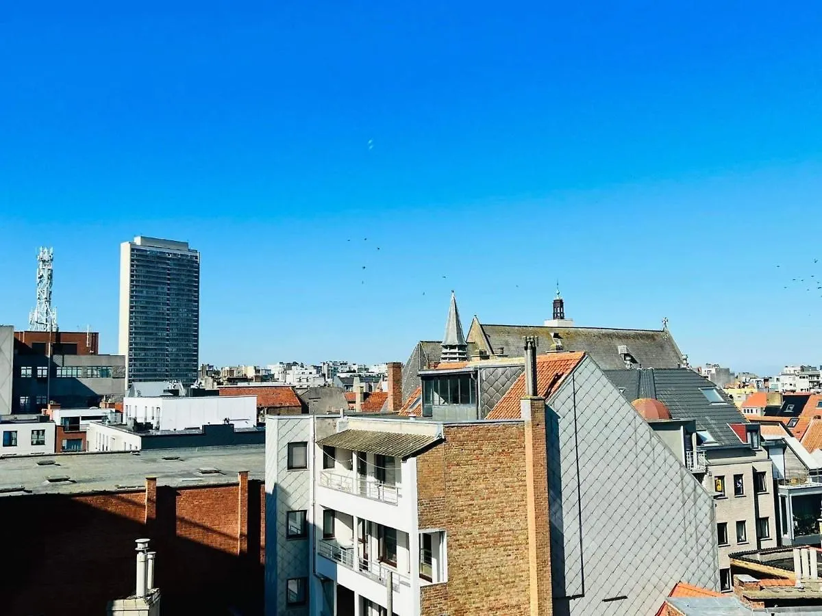Ostend Center Luxury Top Floor Apartment With Free Parking